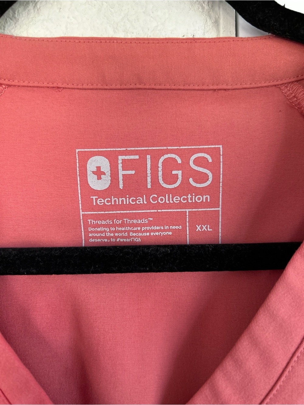 FIGS Batara Scrub Top Size XXL - Picture 6 of 10